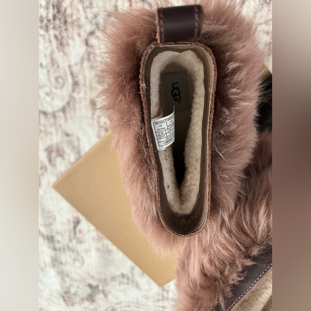 COPY - UGG Otelia Coconut Leather Sheepskin Cuff Ankle Mini Boots Booties Size … - Picture 11 of 13
